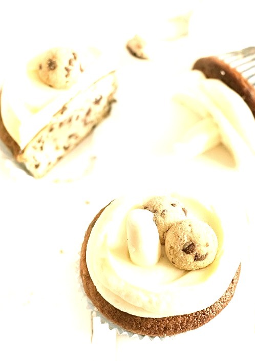 Recipe: Milk & Chocolate Chip Cookie Cupcakes