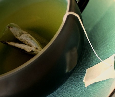 The benefits of green tea include a lower risk of death from a variety of causes. So drink up and learn more about the benefits of green tea here!